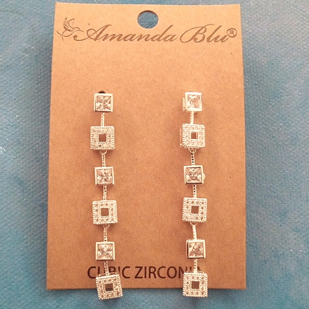 Amanda Blu earrings